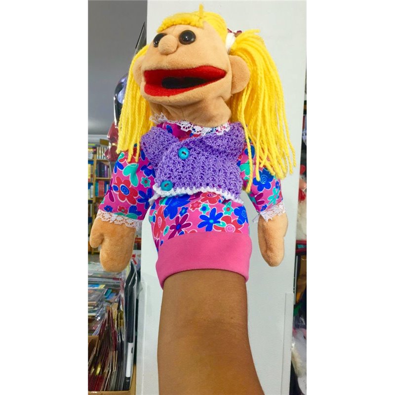 Títere. NIÑA.