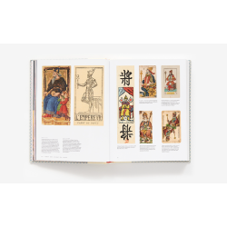 Libro. TAROT AND DIVINATION CARDS. A VISUAL ARCHIVE