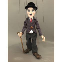 Marioneta de hilo. CHARLIE CHAPLIN (43 cm)