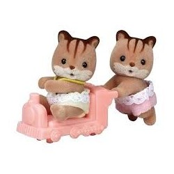 Figura. GEMELOS ARDILLA DE LA NUEZ. Ternurines. Sylvanian Families