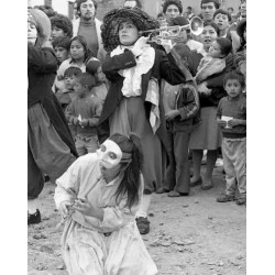 Libro. LA CREACIÓN DE UNA VOZ Y CUERPO PÚBLICOS: XIII Muestra Nacional de Teatro Peruano